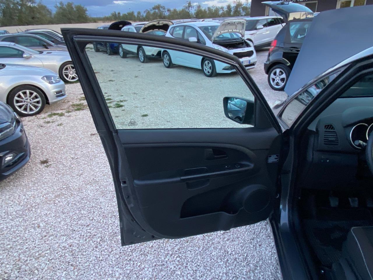 Kia Venga 1.4 CRDi 90CV WGT Fullsky