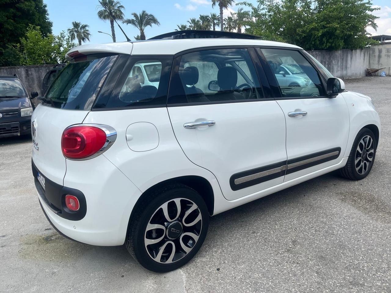 Fiat 500 L-1.6 mjt lounge-tetto apr-2013