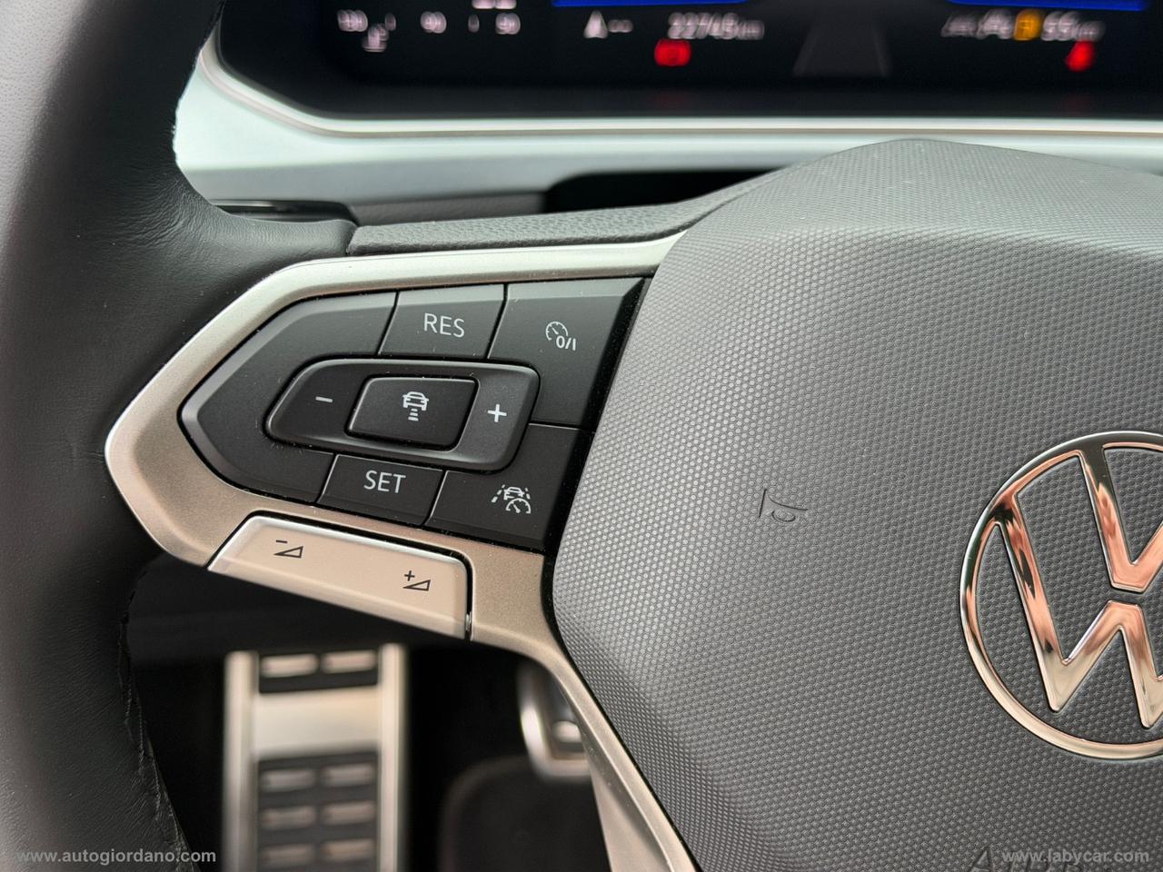 VOLKSWAGEN T-Roc 1.0 TSI Style