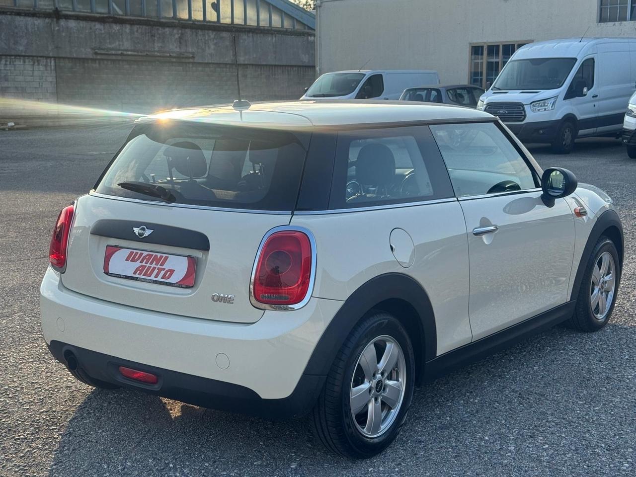 Mini 1.2 One 75 CV