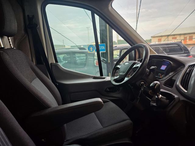 Ford TRANSIT PASSO LUNGO