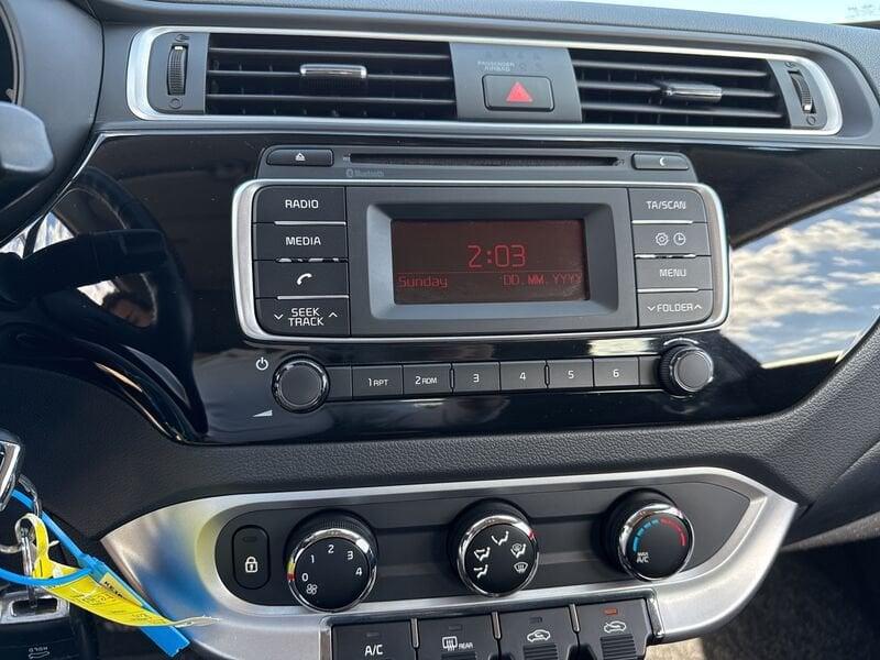 KIA Rio 1.2 CVVT 5p. Cool