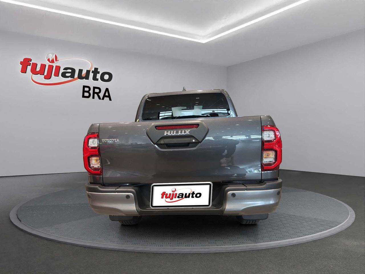 Toyota HILUX - MY25 DC 2.8 INVINCIBLE A 4WD