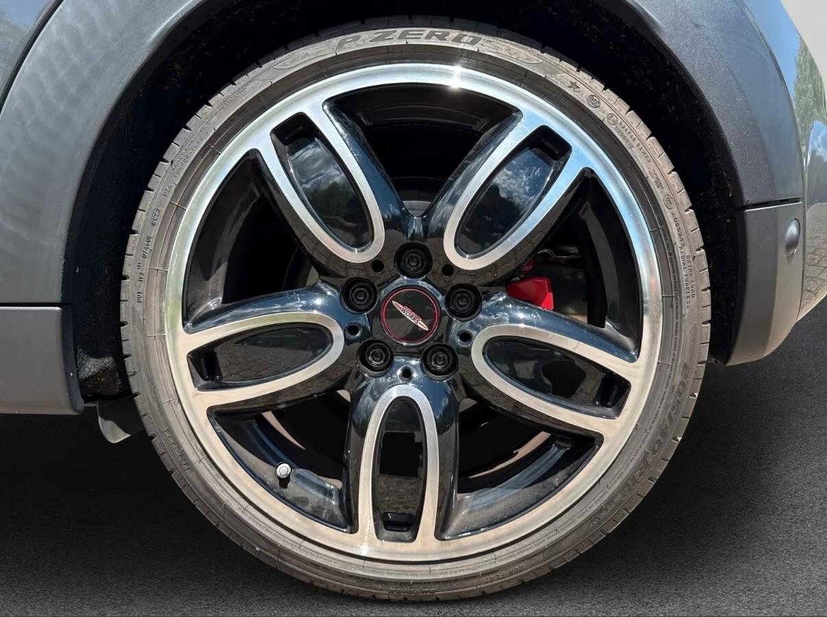 MINI John Cooper Works 231cv