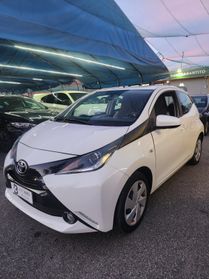 Toyota Aygo 1.0 VVT-i 69 CV 5 porte x-play