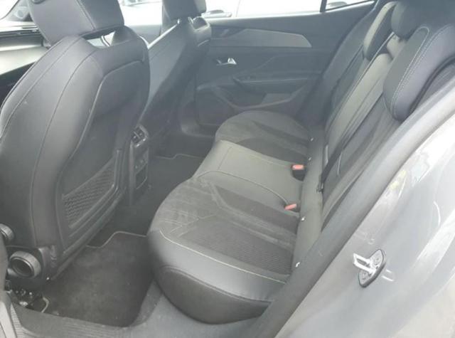 PEUGEOT 408 Plug-in Hybrid 225 e-EAT8 GT