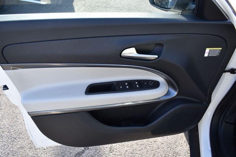 FIAT 600 1.2 Hybrid 100cv La Prima