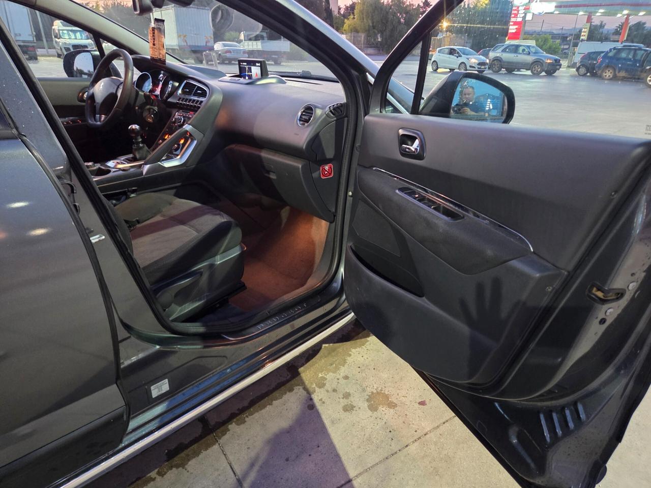 Peugeot 3008 1.6 HDi 110CV Premium