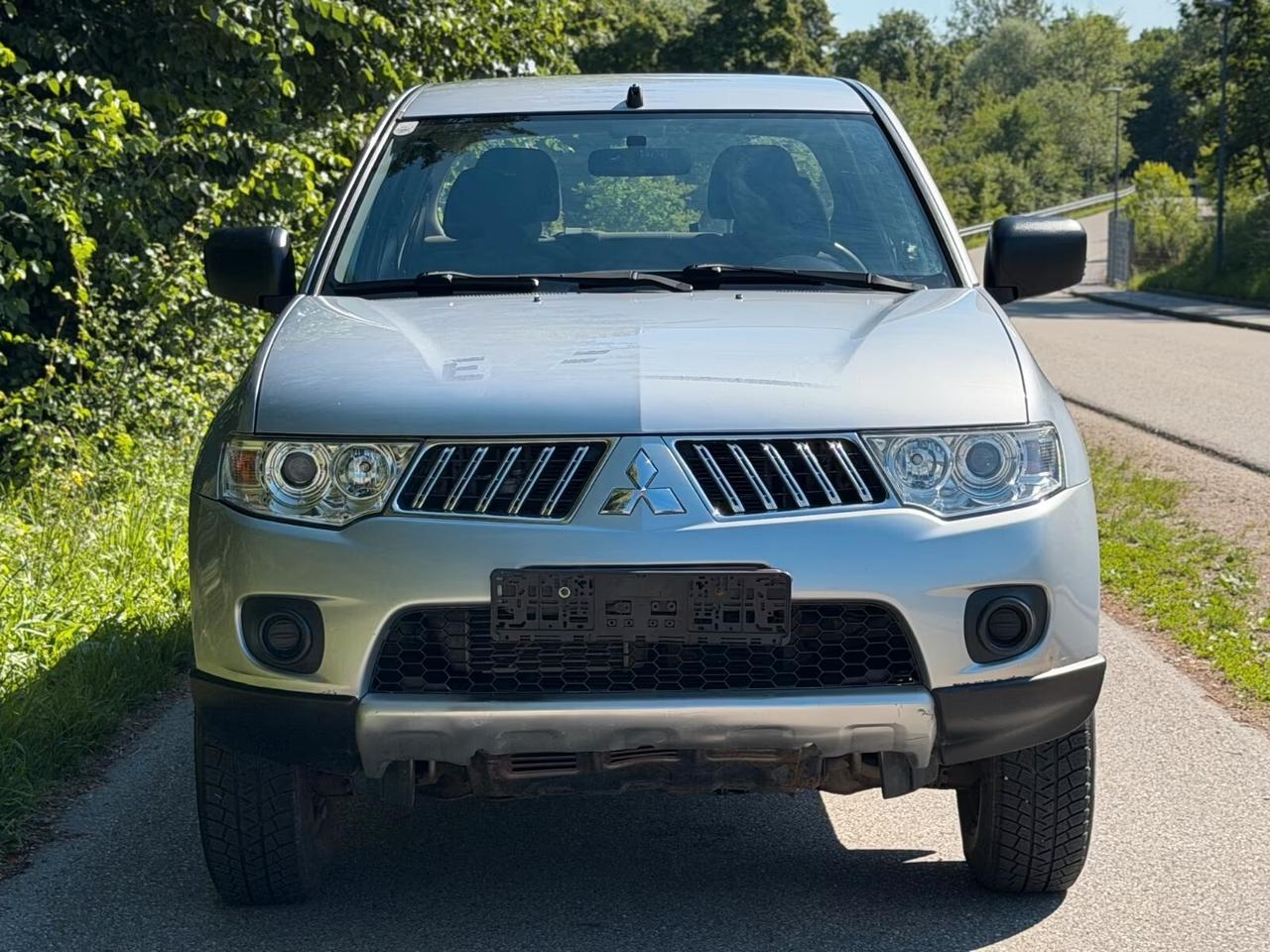 Mitsubishi L200 °Invite°Doppia Cabina°4x4 CLIMA