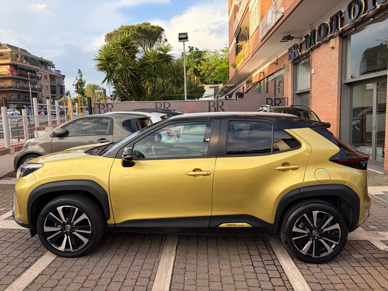 Toyota Yaris Cross 1.5 Hybrid Premiere - SOLO 30.882Km !!