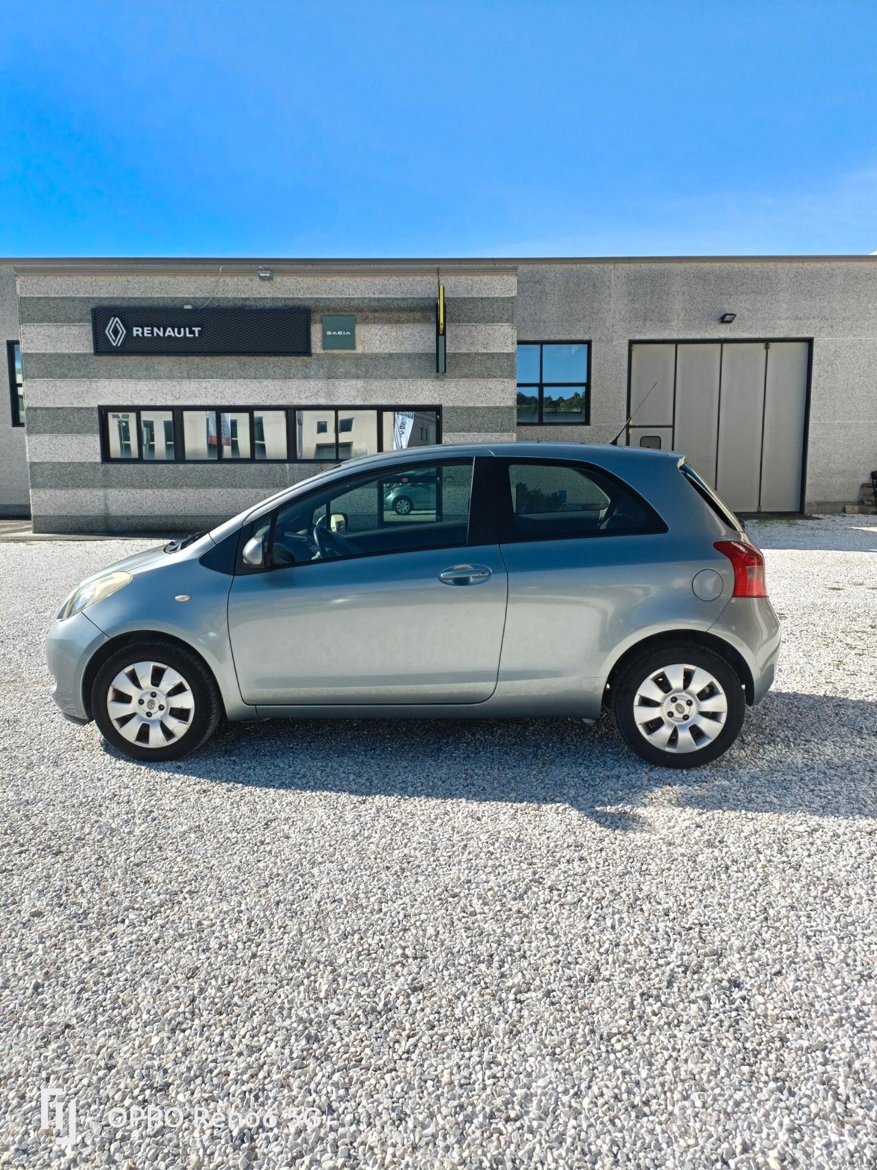 Toyota Yaris 1.3 5 porte Sol