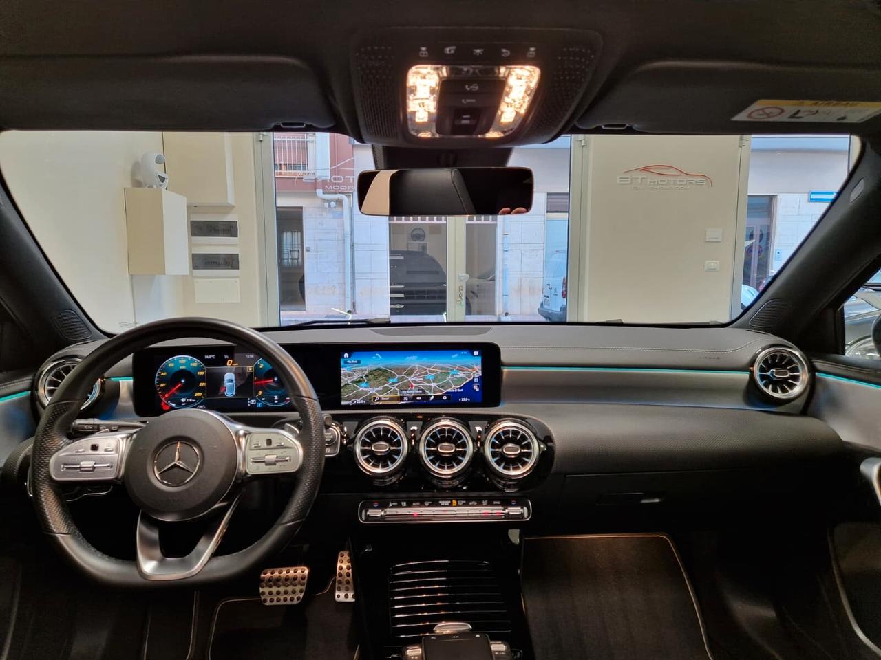 MERCEDES-BENZ 180 D TETTO PANORAMICO VERSIONE EDITION