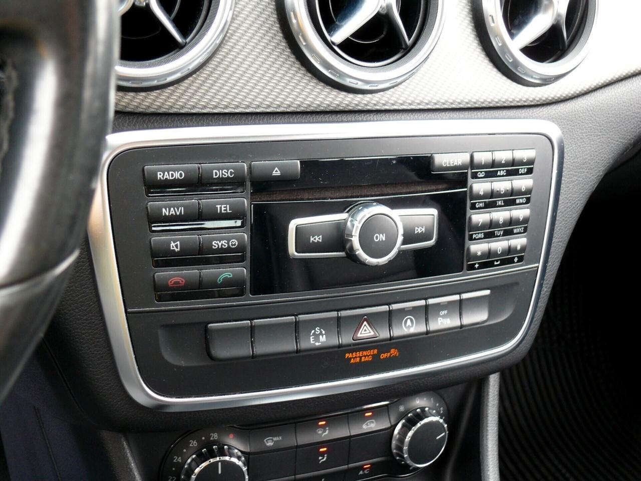 Mercedes-benz GLA 200 GLA 200 d - (M1324)