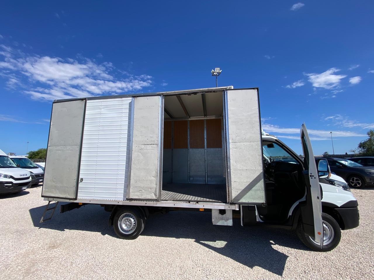 Iveco Daily 35S15 2.3 MTJ ALLESTIMENTO BOX UNICO PROPIETARIO 145CV
