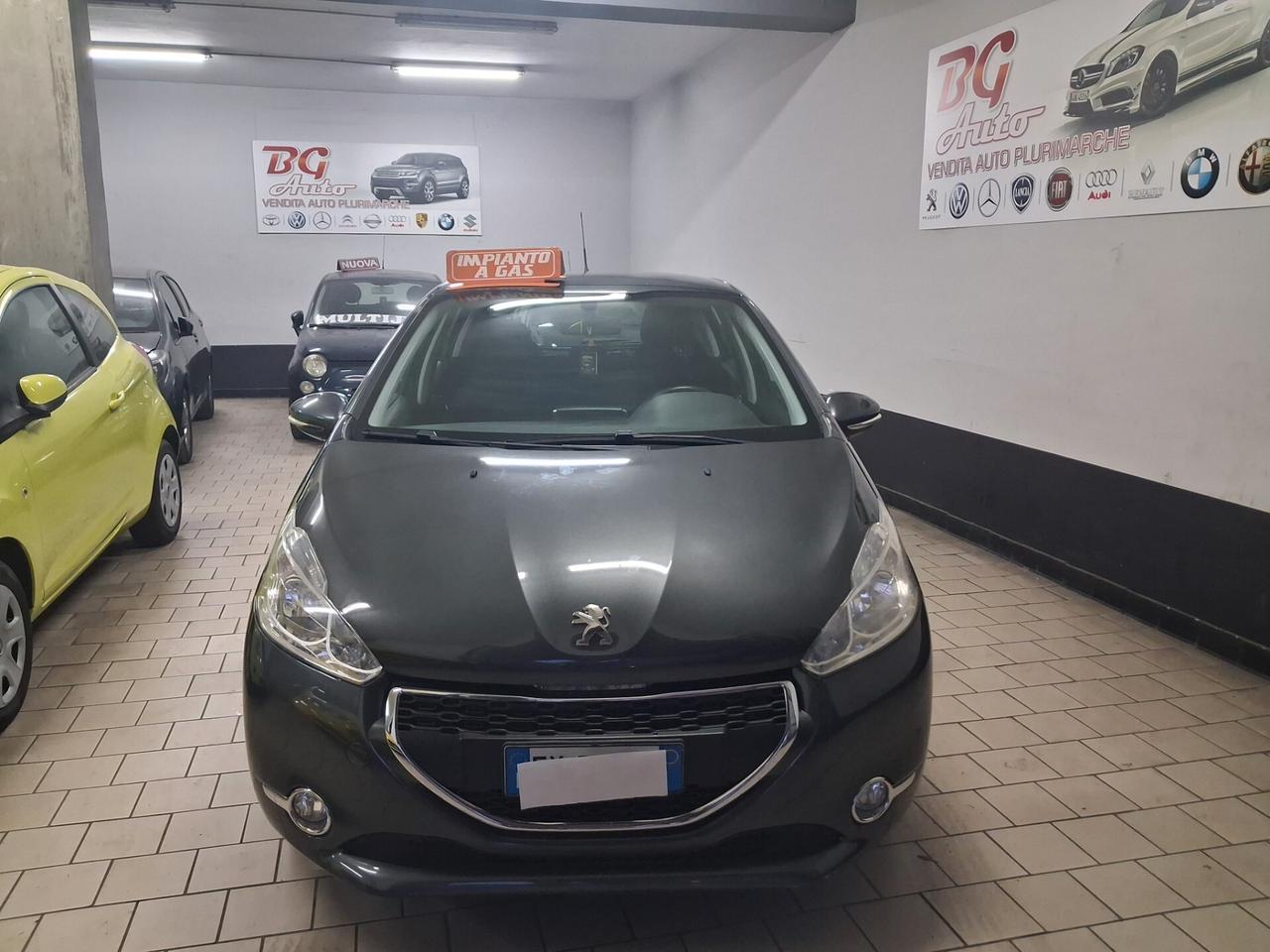 Peugeot 208 1.4 GPL casa madre 2015 unico prop