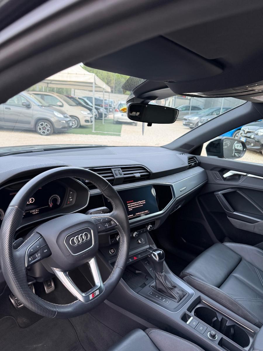 AUDI - Q3 Sportback - Q3 SPB 35 TDI S tronic S line edition