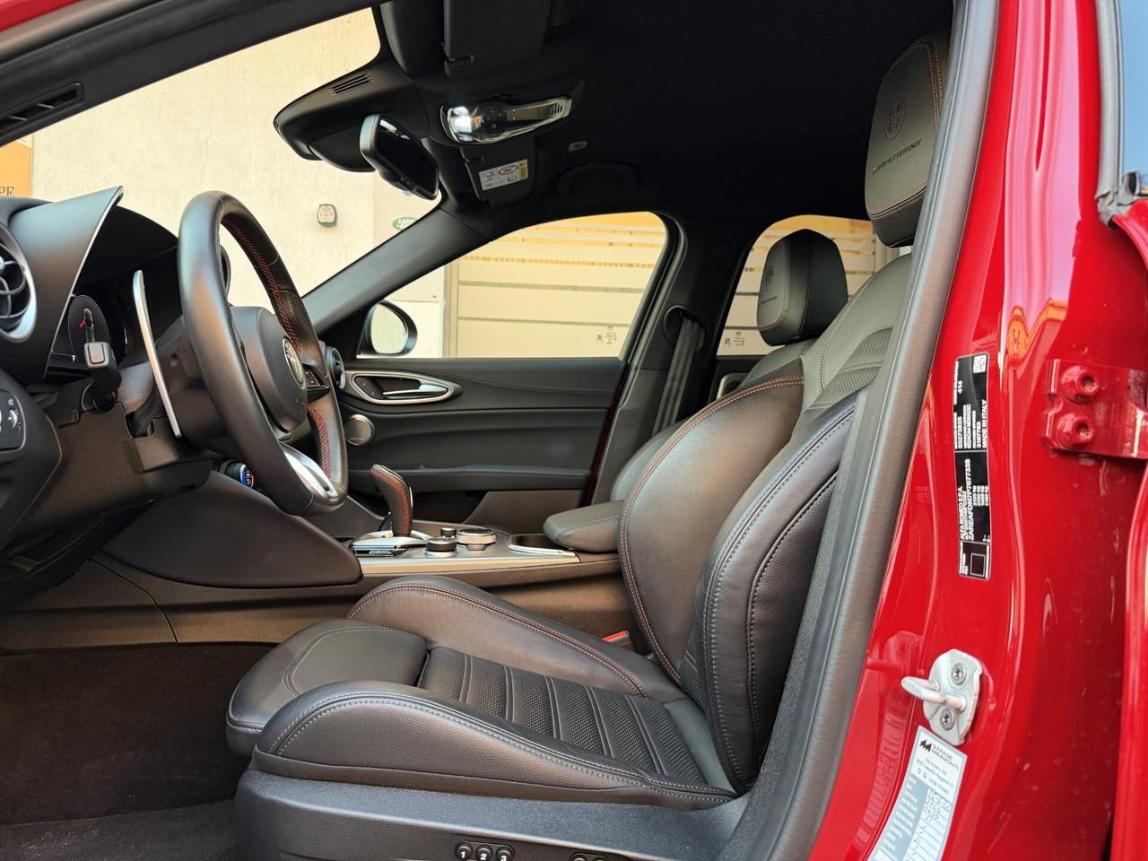Alfa Romeo Giulia 2.0 Turbo 280 CV AT8 AWD Q4 Competizione