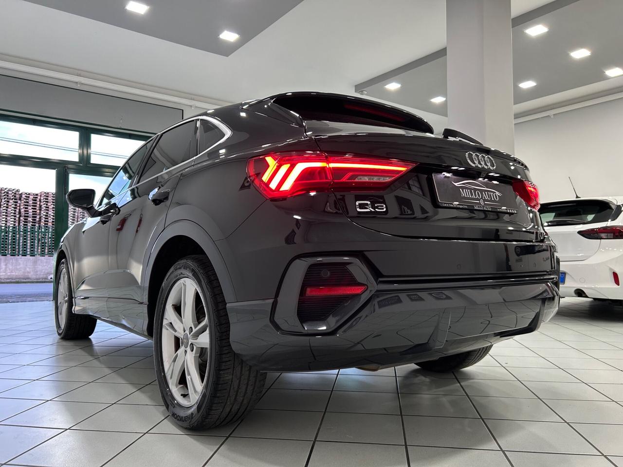 Audi Q3 SPB 35 TDI S tronic Business Plus