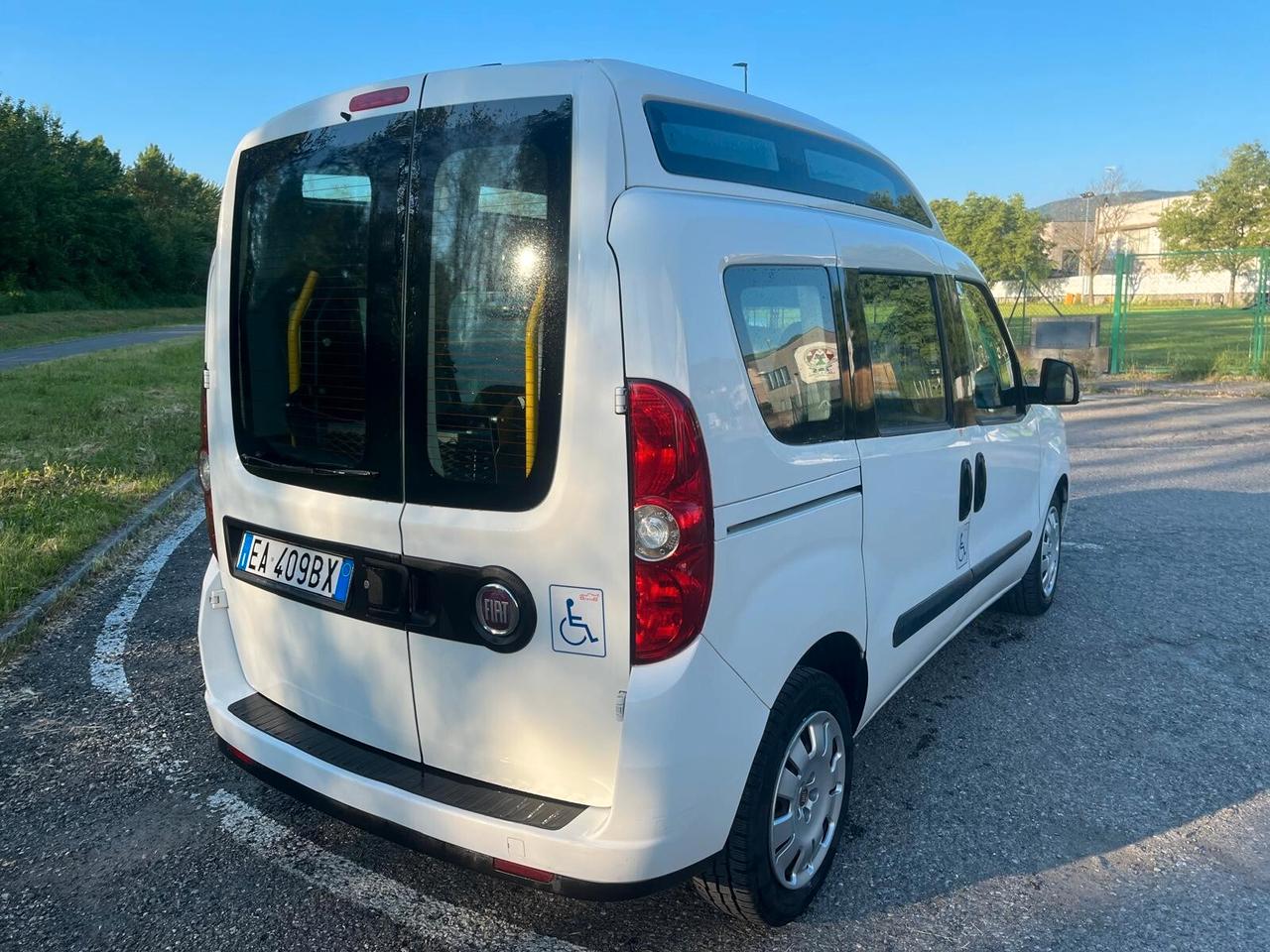 Fiat Doblo 1.6 MJT 16V trasp.disabili, tetto alto - 2012