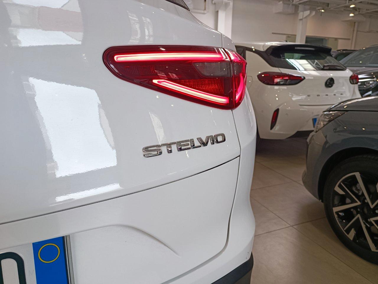 ALFA ROMEO STELVIO 2.2 t Q4 210cv