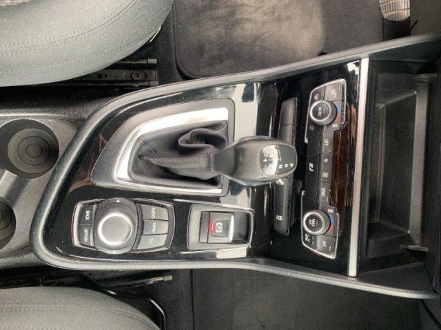 BMW 218 d Active Tourer Advantage