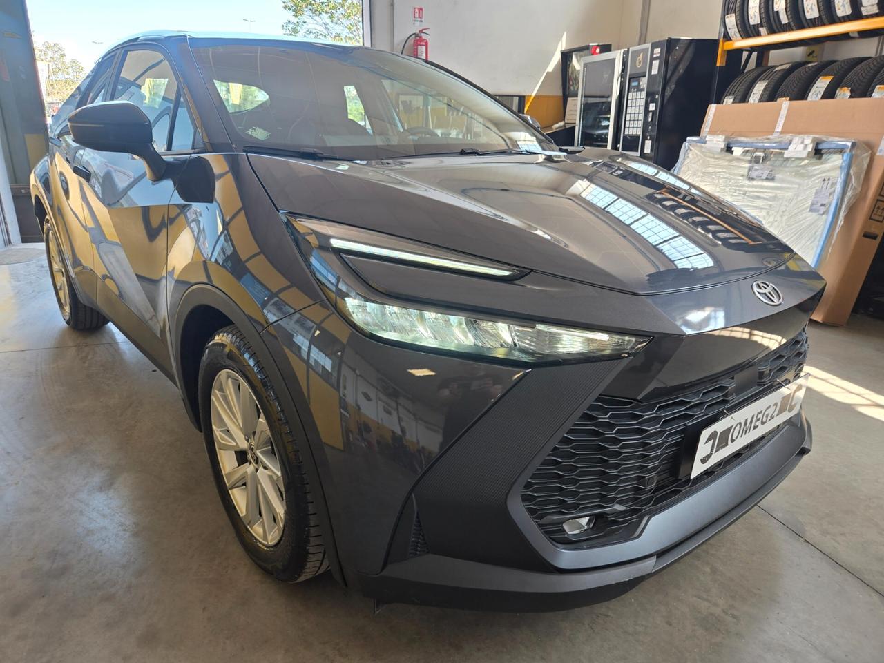 Toyota C-HR 1.8 HV Active SENZA VINCOLI
