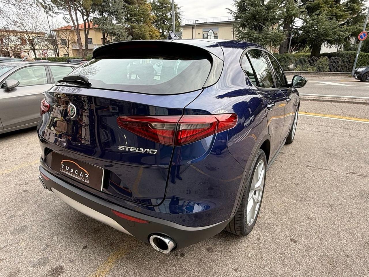 Alfa Romeo Stelvio 2.2 TD 190 CV #8505