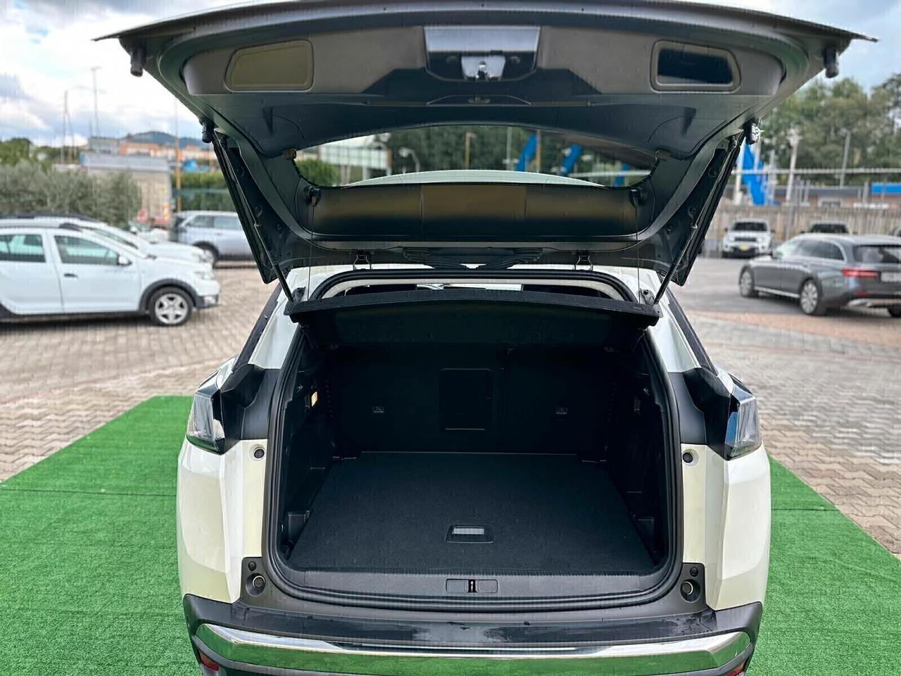 Peugeot 3008 1.5 BlueHDi 130 S&S Allure 01/2022 garanzia permute finaziamento in sede