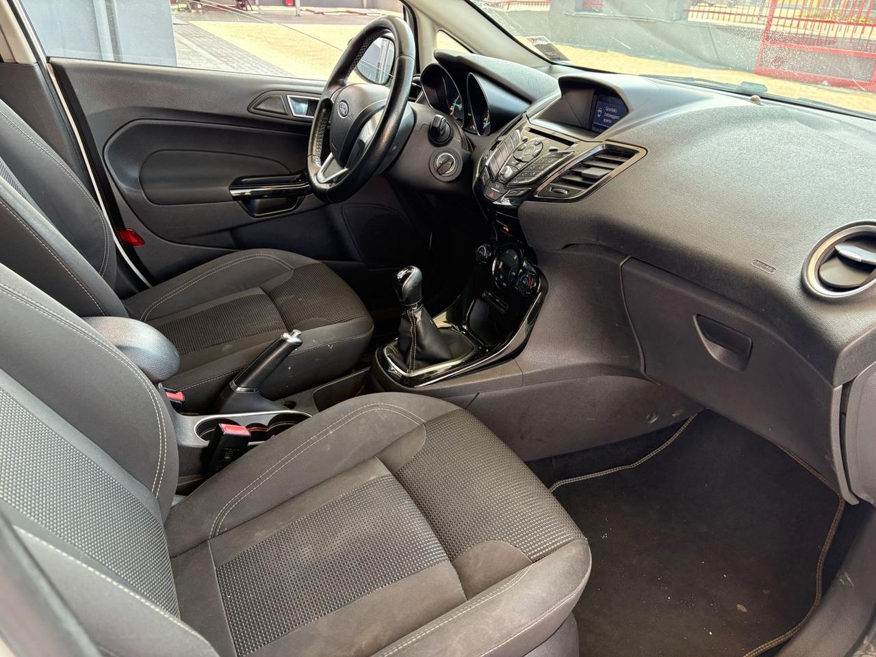 Ford Fiesta Titanium 1.5 TDCi AUTOCARRO DIS #10331