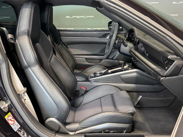 PORSCHE 911 Targa 4S