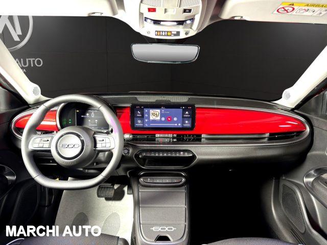 FIAT 600 Hybrid 110 CV DCT MHEV Special Ed.