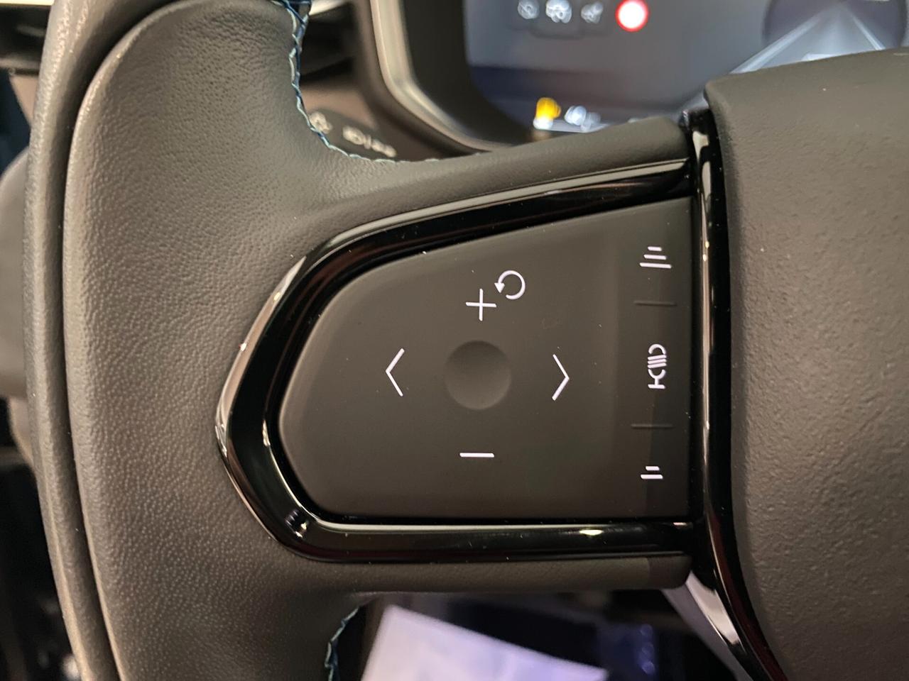 Lynk&co 01 PHEV