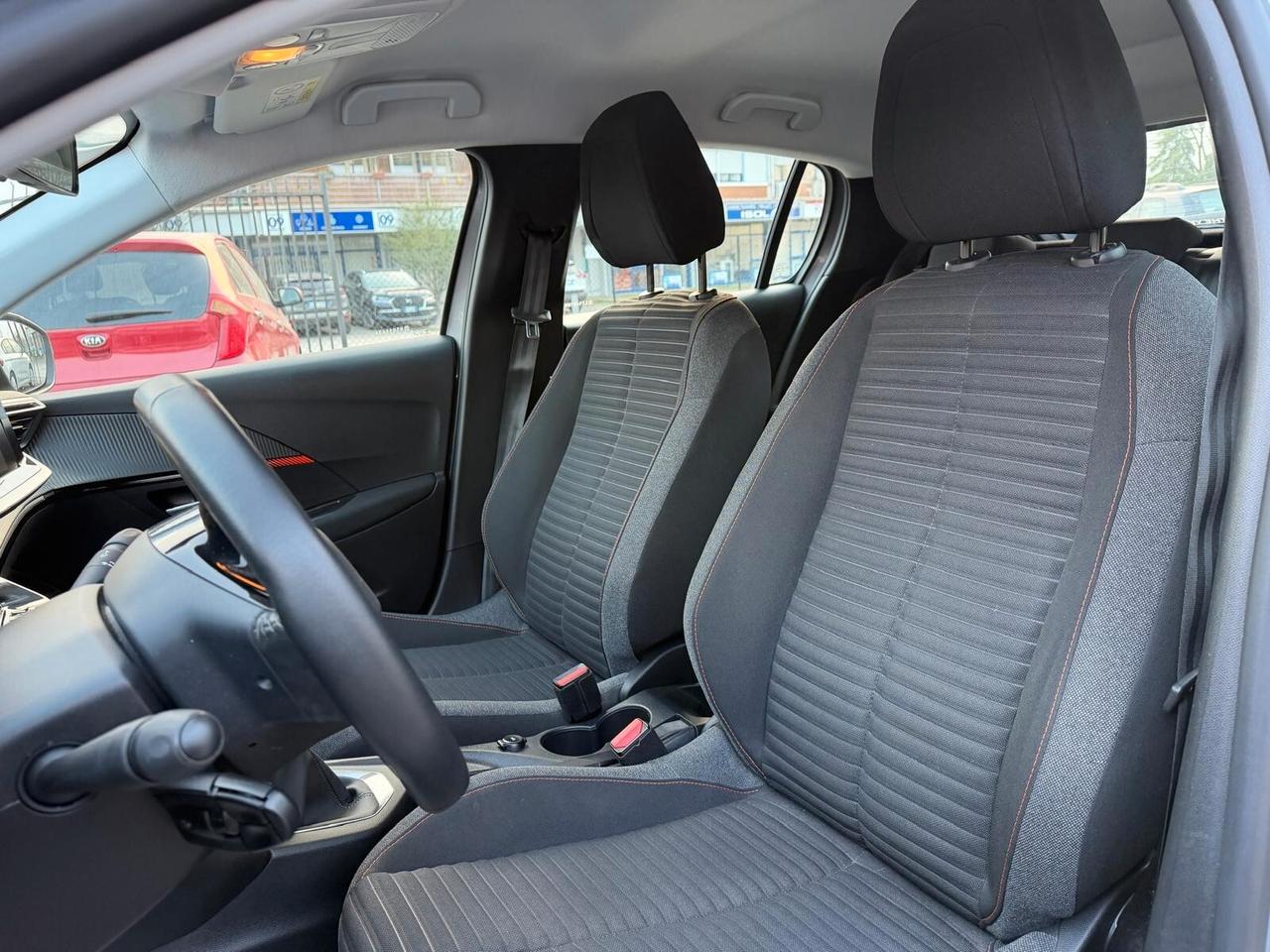 Peugeot 208 5 porte Active SOLO 5000 KM