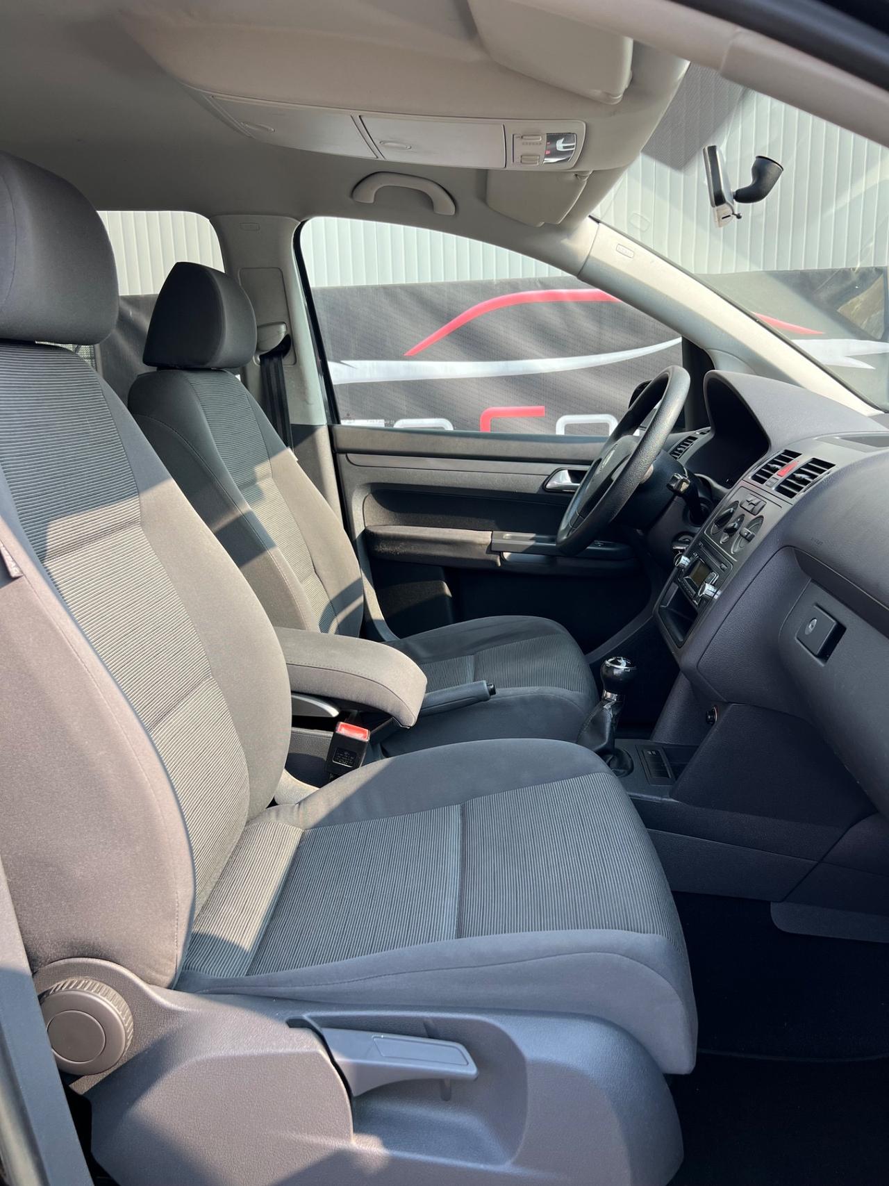 Volkswagen Touran 1.6 Trendline Bifuel GPL RINNOVATO