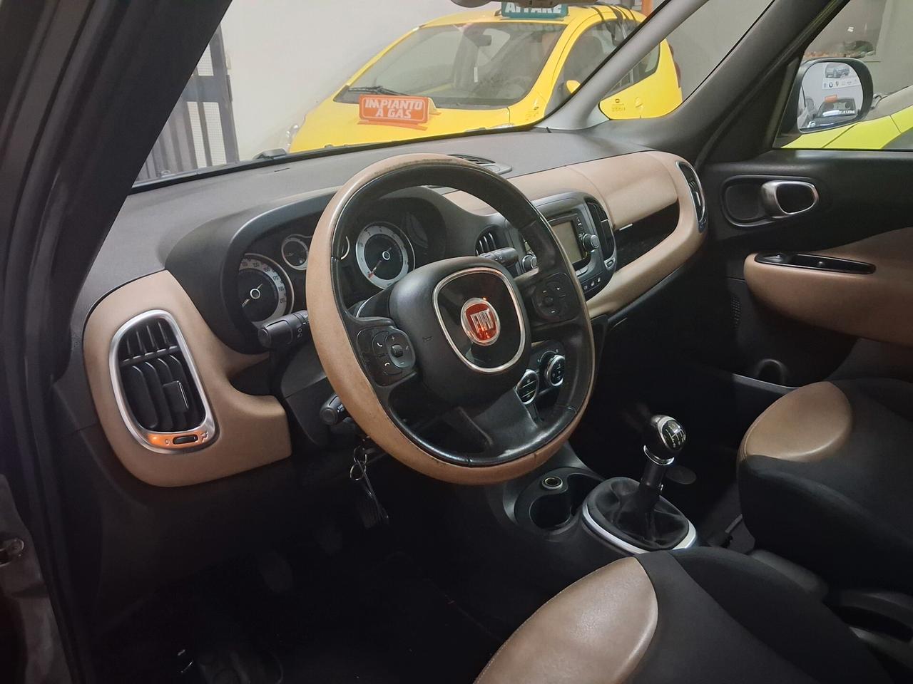 Fiat 500L 0.9 TwinAir Turbo Natural Power Tetto 12