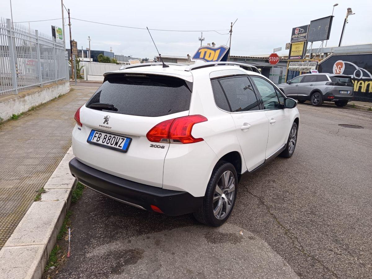 PEUGEOT 2008 BlueHDi 100 Allure - 2016