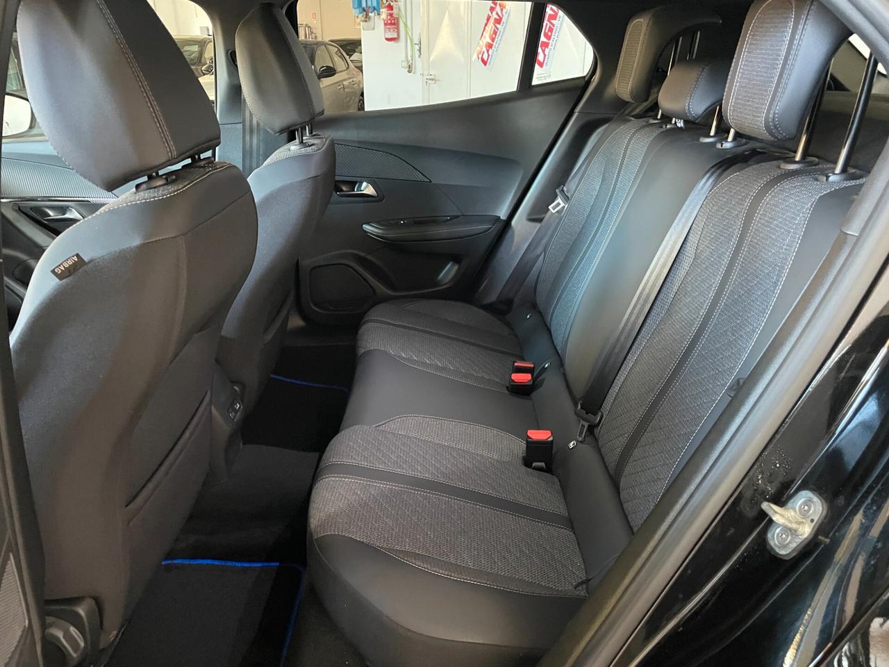 Peugeot 2008 PureTech 100 S&S Allure