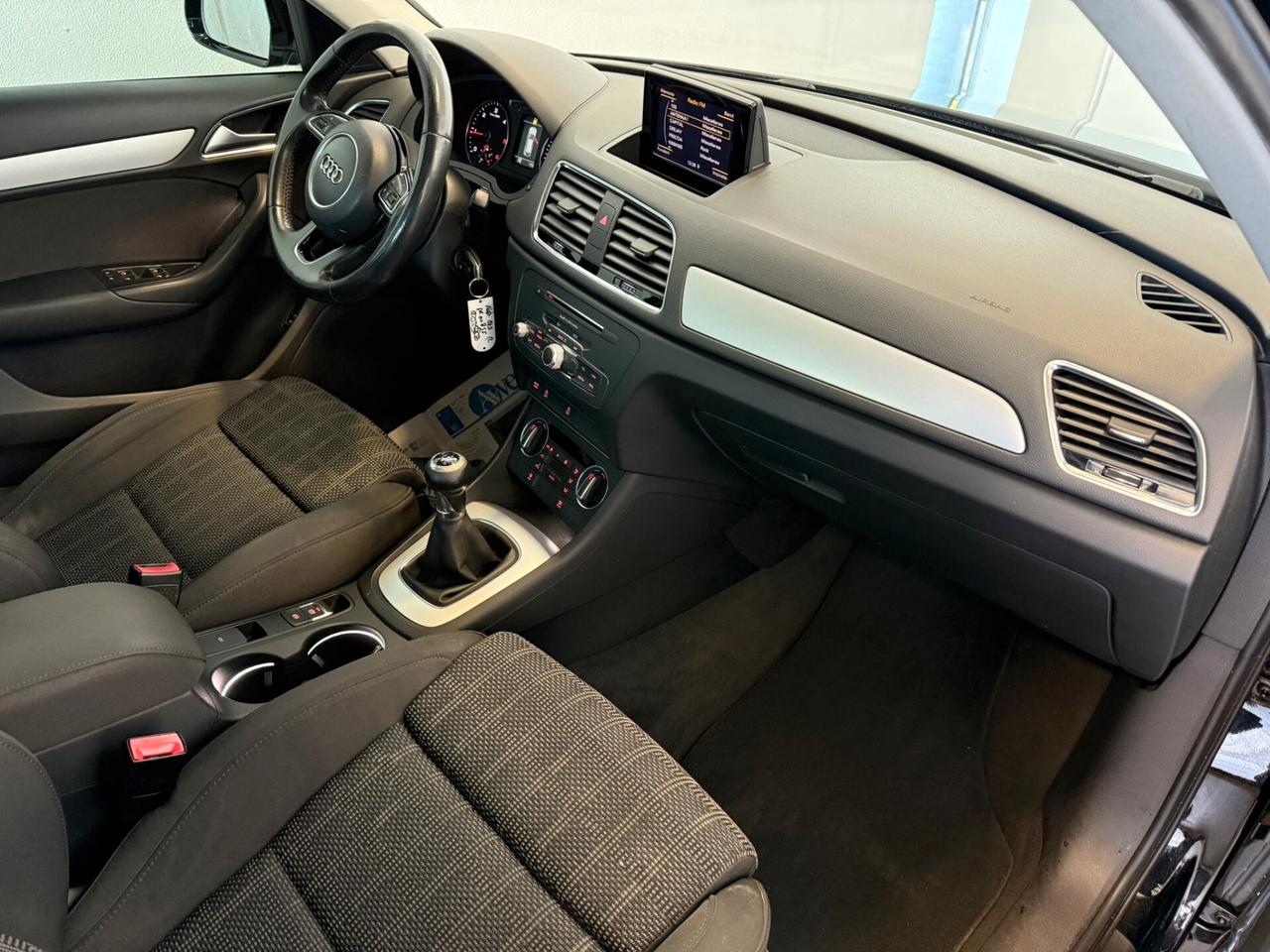 Audi Q3 2.0 TDI 150 CV Sport 6m Full Led