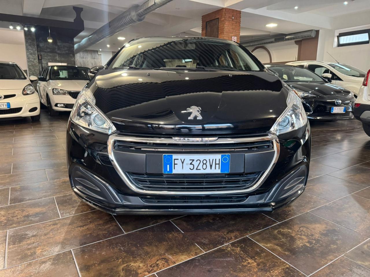 Peugeot 208 PureTech 82 5 porte Allure