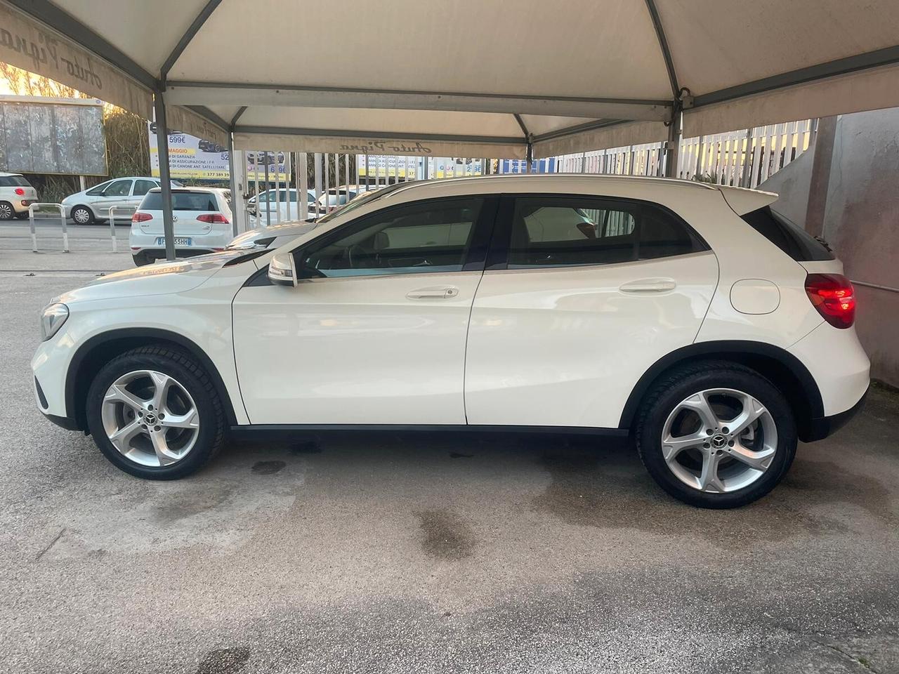 Mercedes-benz GLA 200 d Automatic Premium
