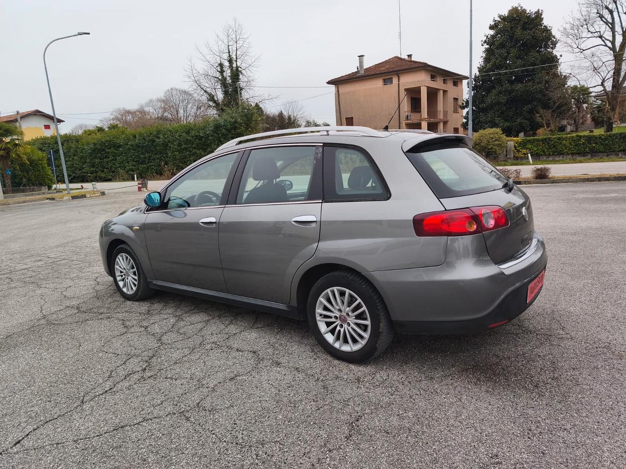 Fiat Croma 1.9 Mjt 88Kw Accetto Permute