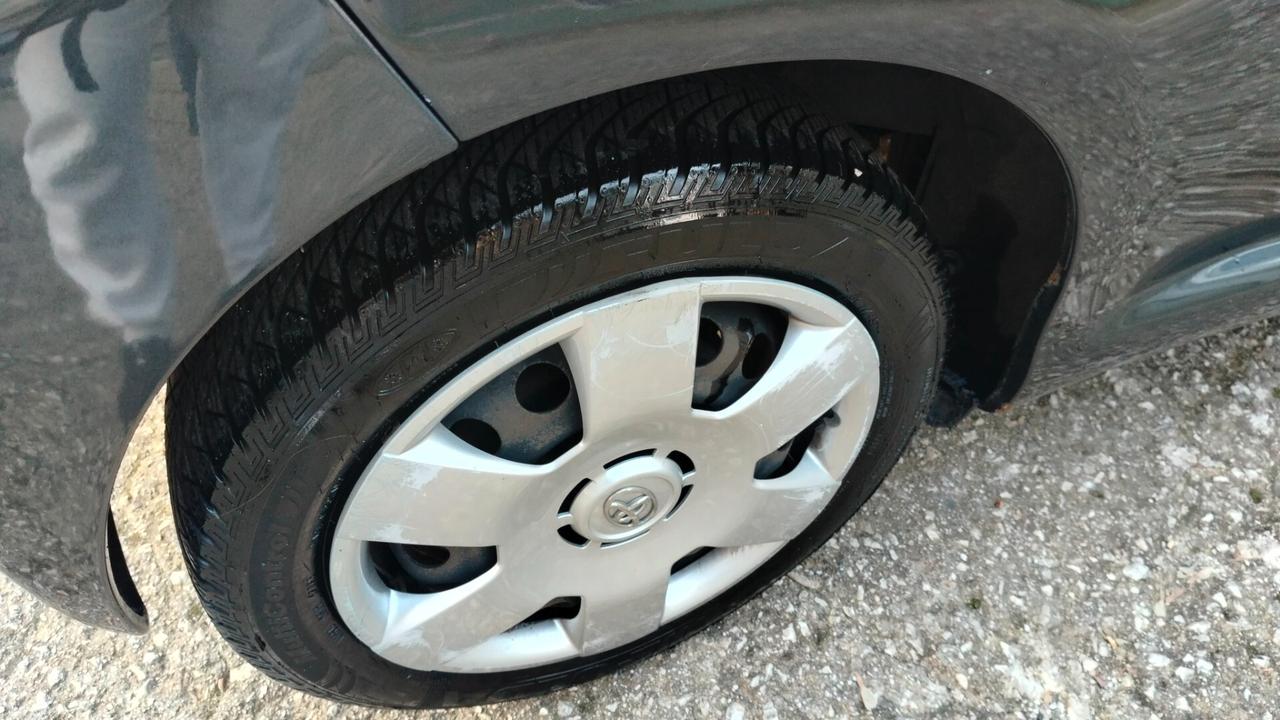 Toyota Aygo 1.0 12V VVT-i 3 porte Sol