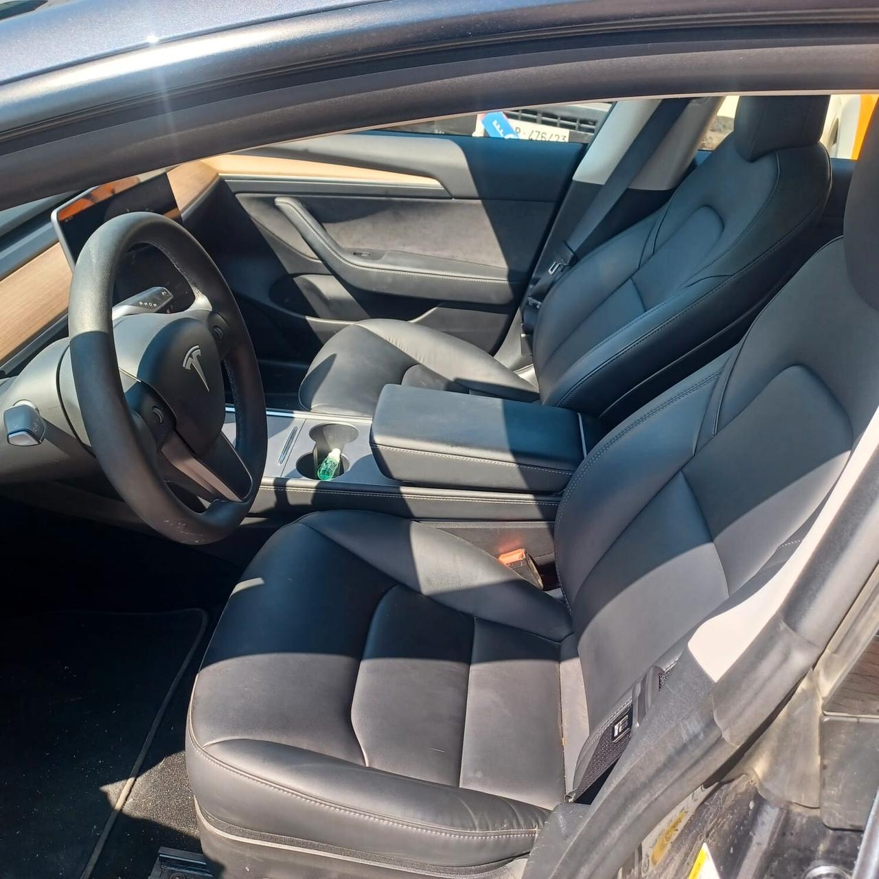 58078KM TESLA GANCIO DI TRAINO AUTONOMIA 408KM
