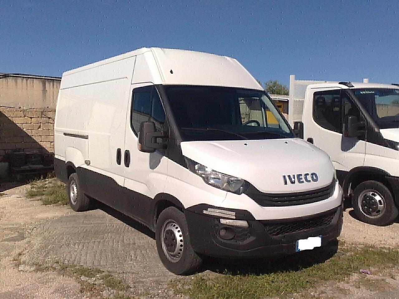 Iveco Daily 35s14 2.3hpt furgone di serie - 2018