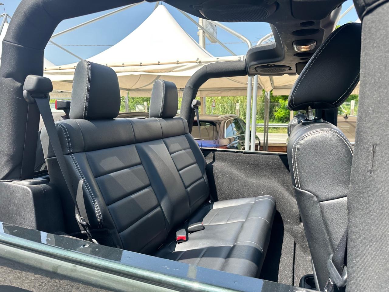 Jeep Wrangler 2.8 CRD DPF Sahara manuale