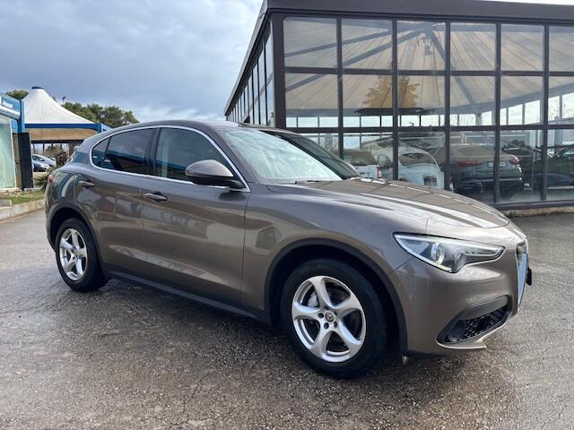 Alfa Romeo Stelvio 2.2 Turbodiesel 180 CV AT8 Q4 Executive