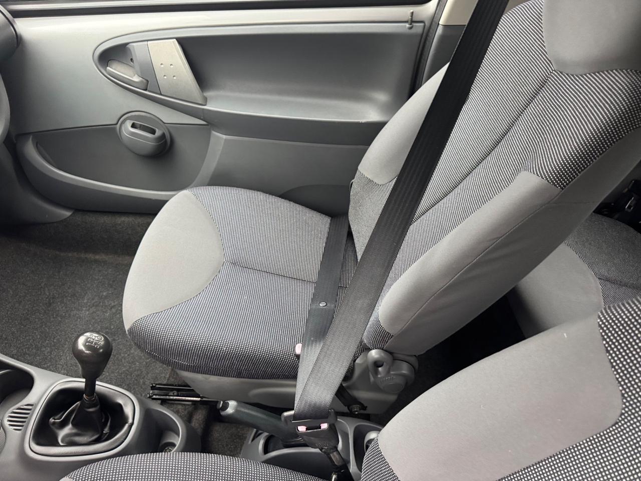 Peugeot 107 1.0 68CV 3p. Neopatentati