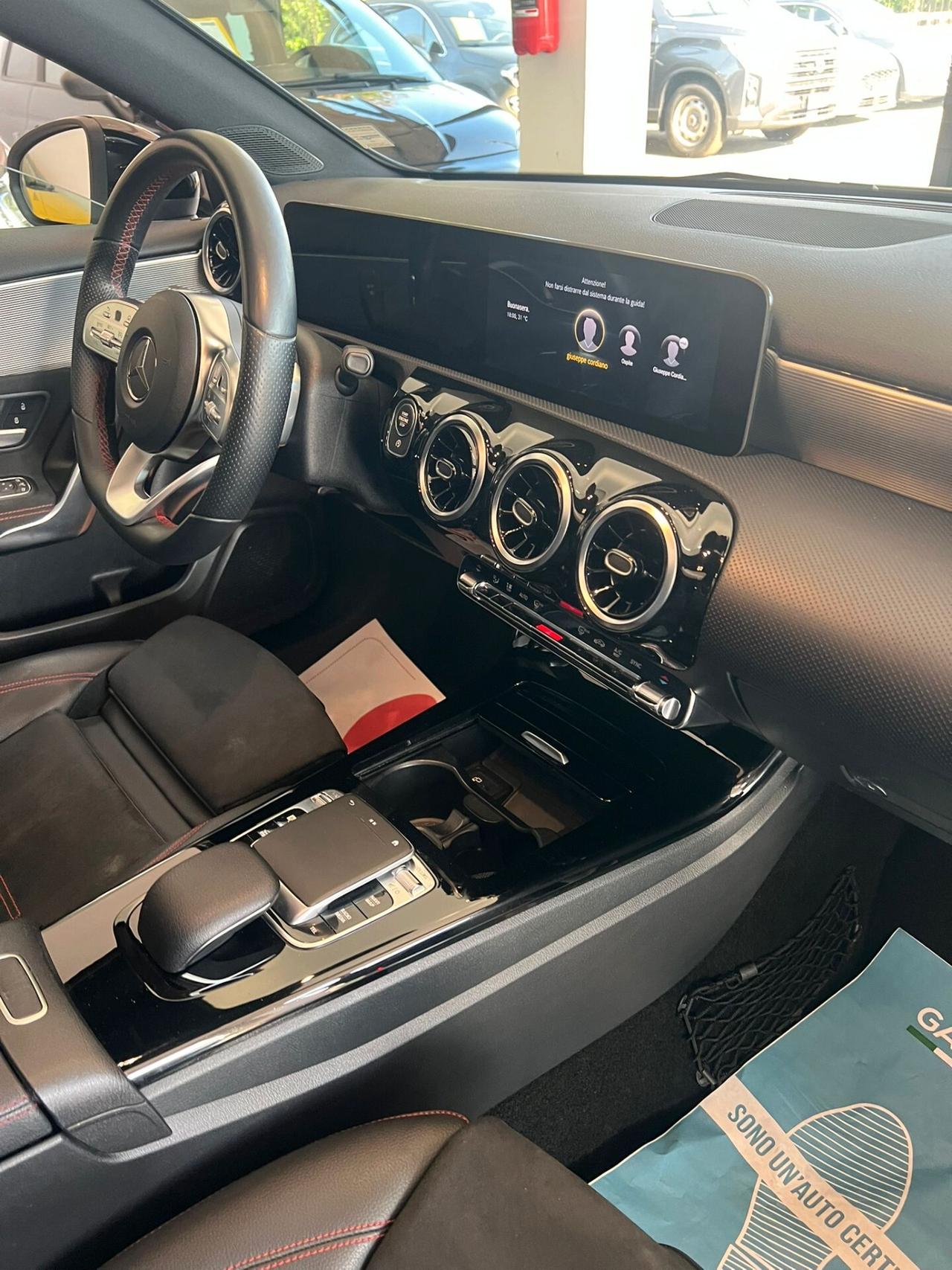 Mercedes-Benz A 180 Classe A - d Premium Auto + TETTO APRIBILE + LED