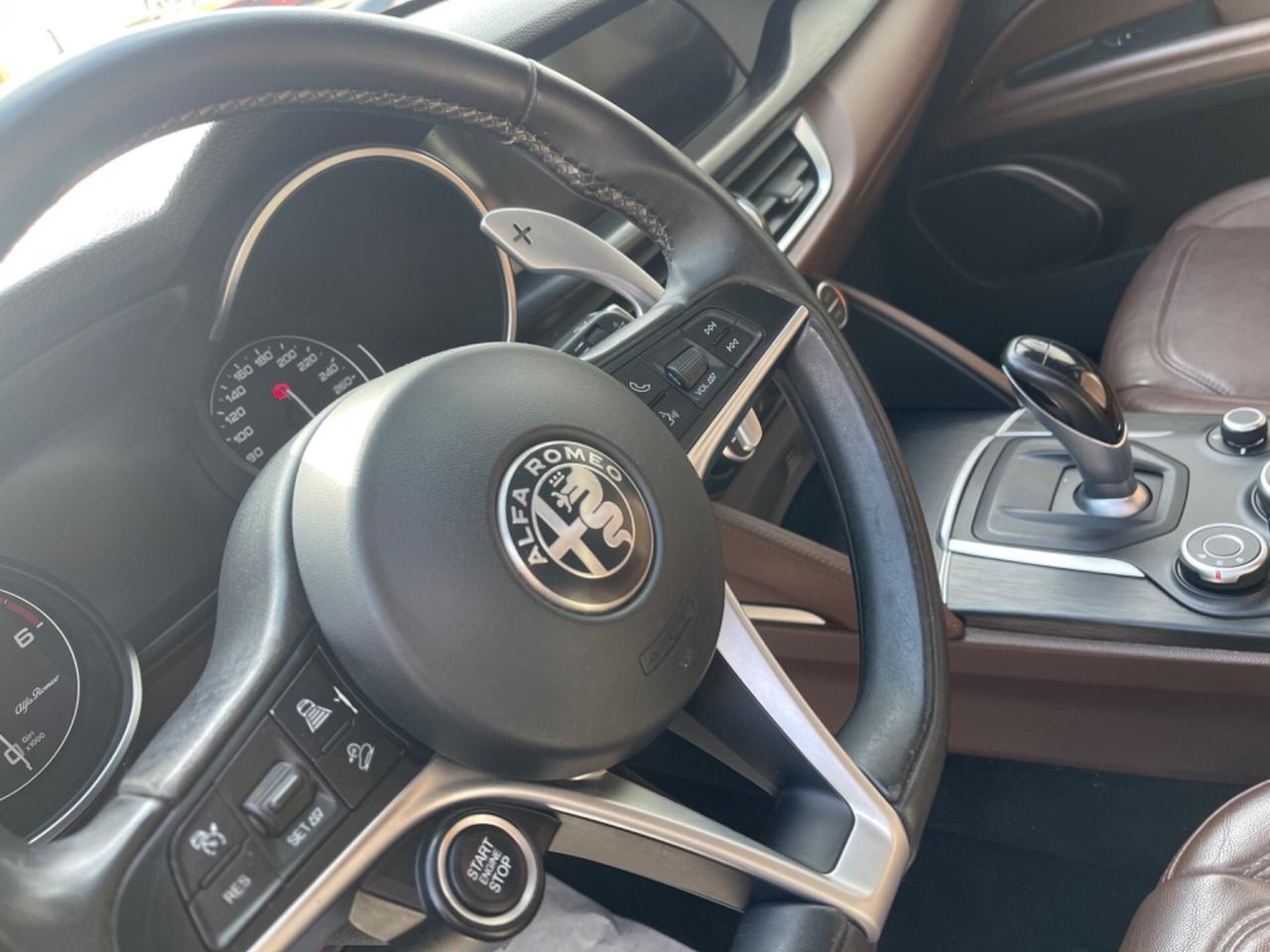 Alfa Romeo Stelvio 2.2 TD 210 CV Q4 Executive GARANZIA