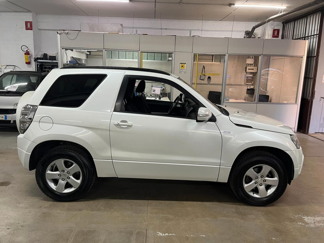 Suzuki Grand Vitara 1.9 DDiS 3 PORTE, con ridotte